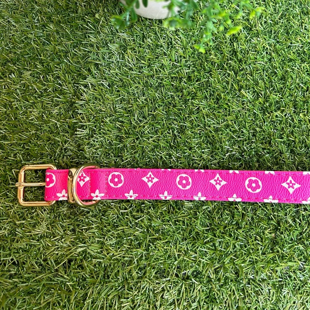 collar pink flower